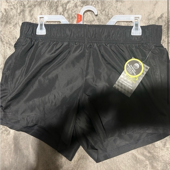 Athletic shorts Black - Picture 1 of 3